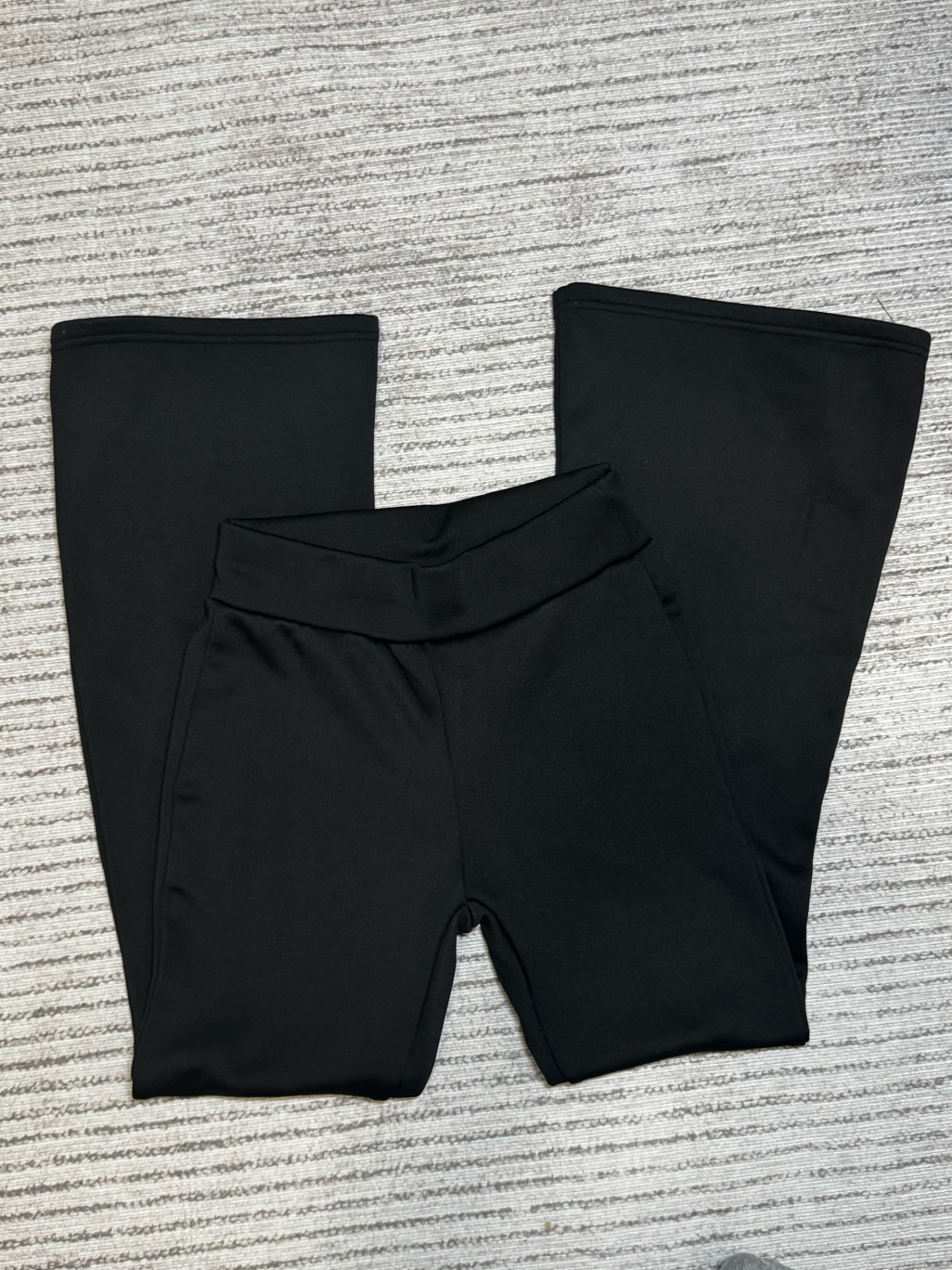 Shein Black Flare Yoga Pants Size S